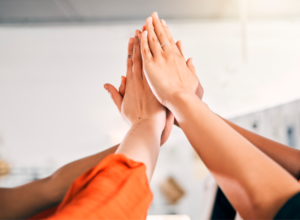 Conectando Pessoas com Pessoas: Guiando Empresas na Construção de Talentos Excepcionais